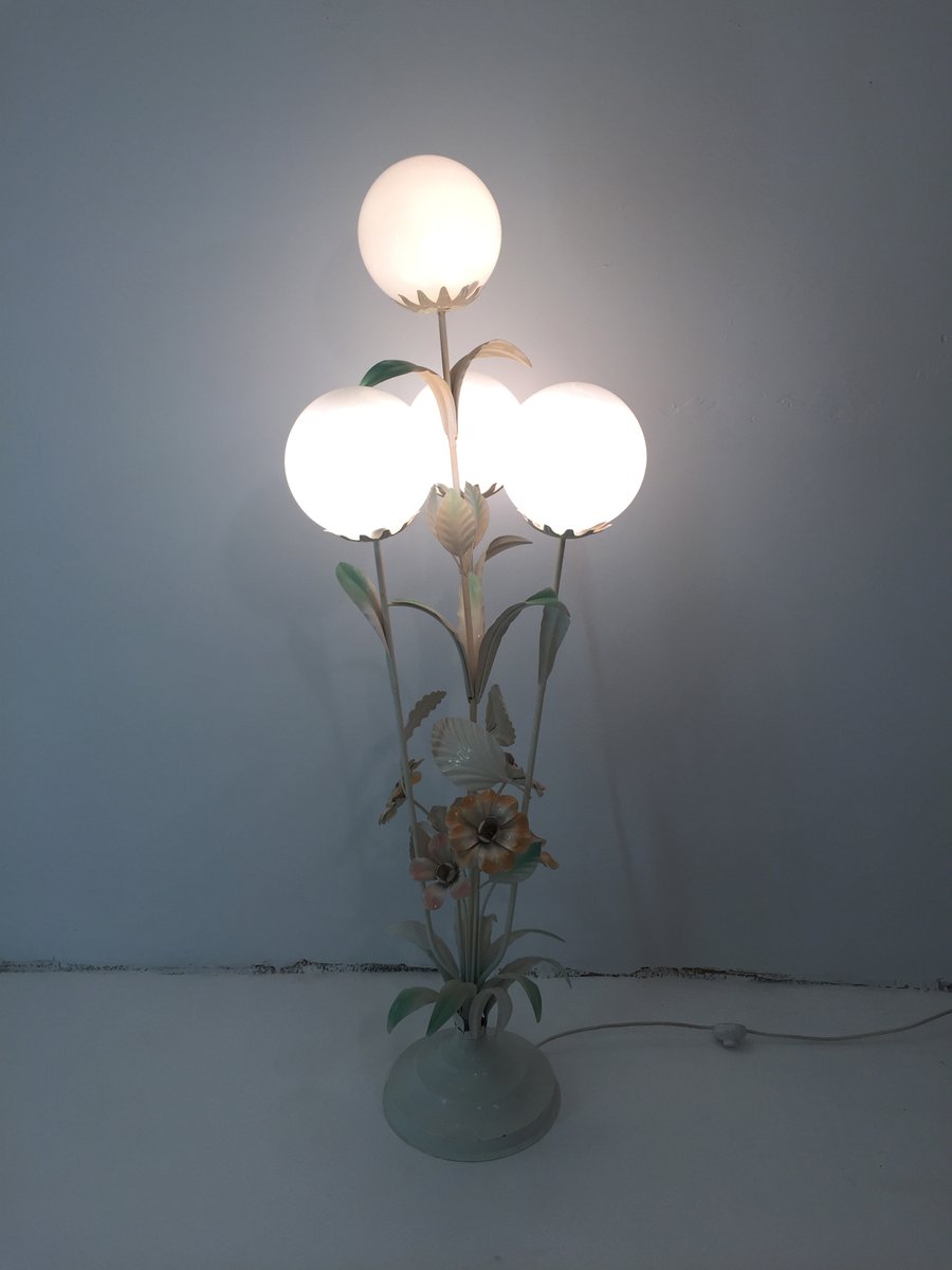 Lampada da terra Mid-Century a forma di fiore in vendita ...