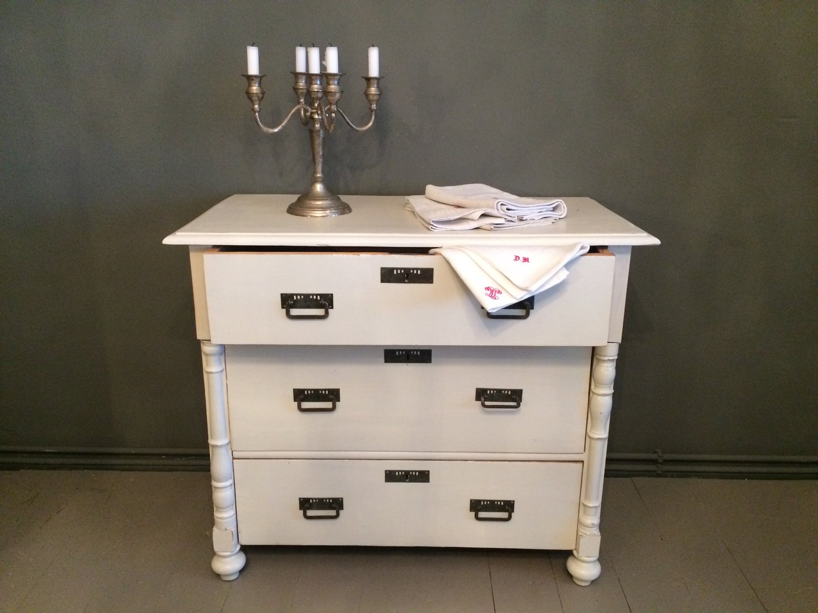 Antique Dresser Bei Pamono Kaufen