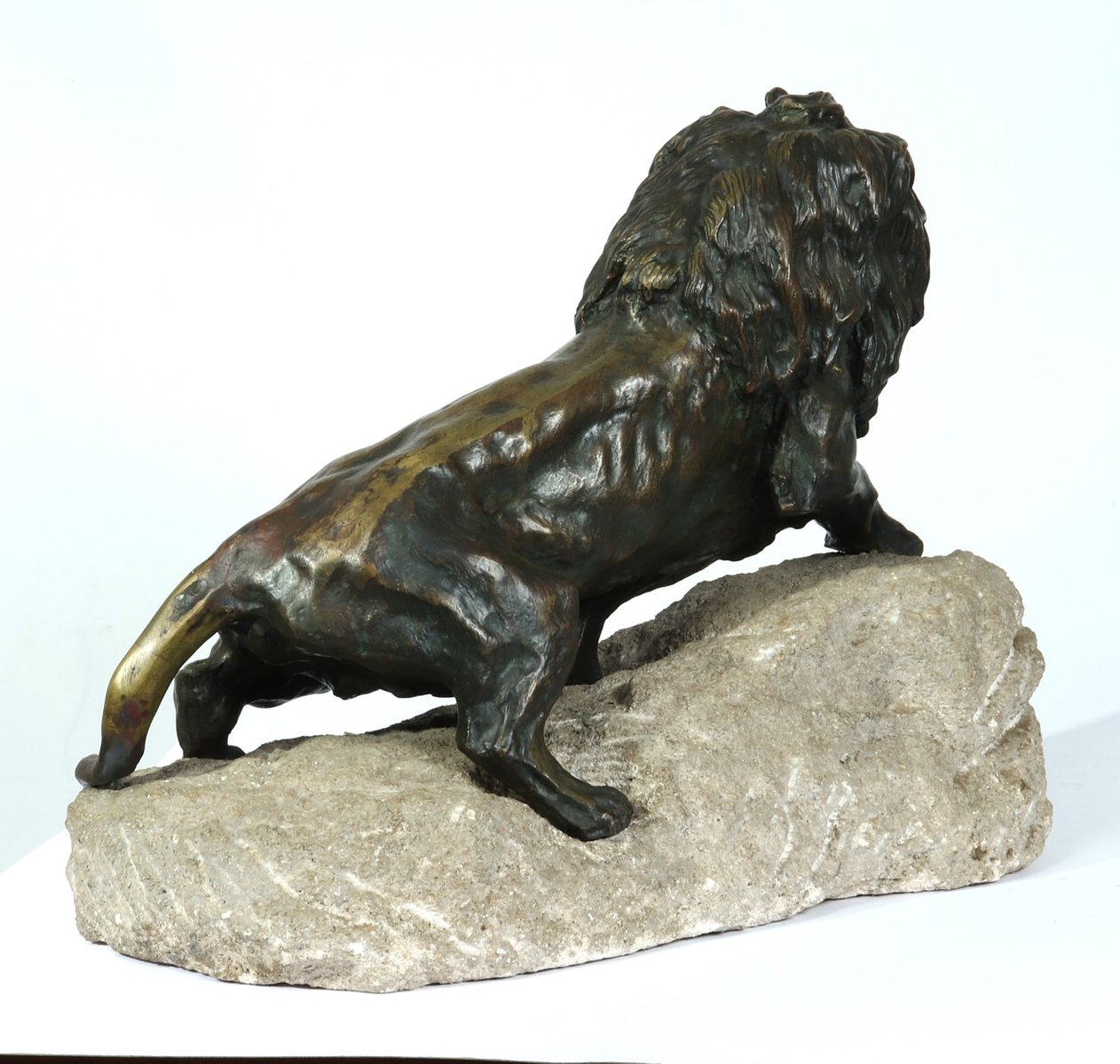 t cartier bronze lion price