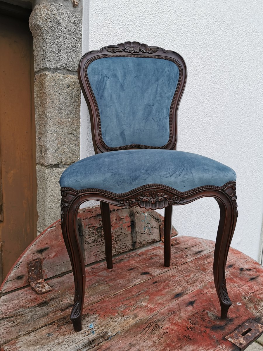 Französische Esszimmerstühle aus Mahagoni & blauem Samt, 1930er, 5er