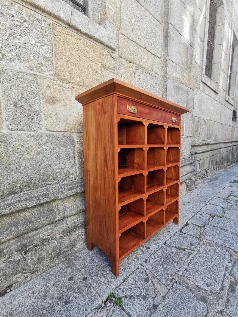 Meuble Vintage en vente sur Pamono