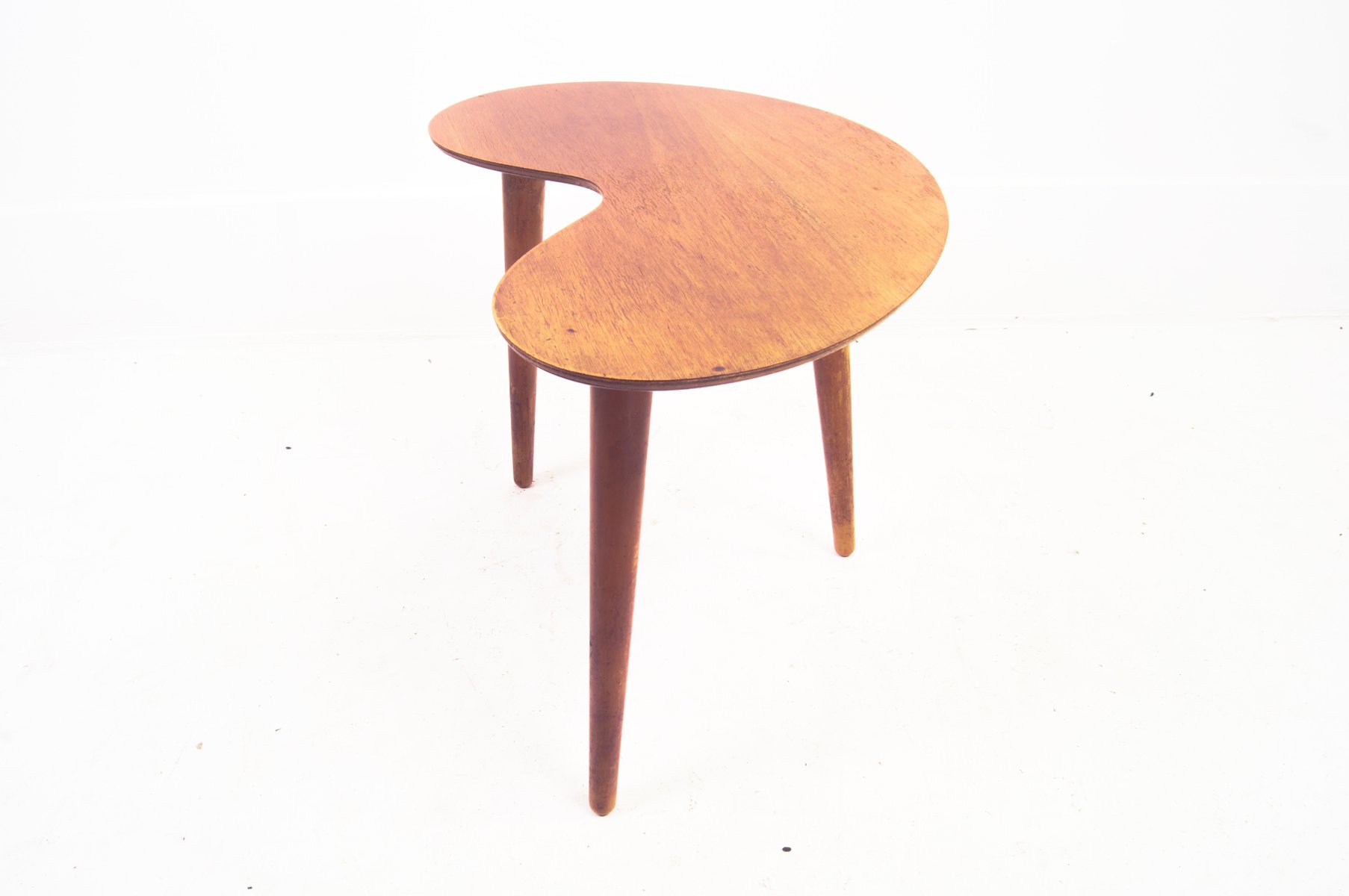 Teak Kidney-Shaped Side Table, 1960s for sale at Pamono