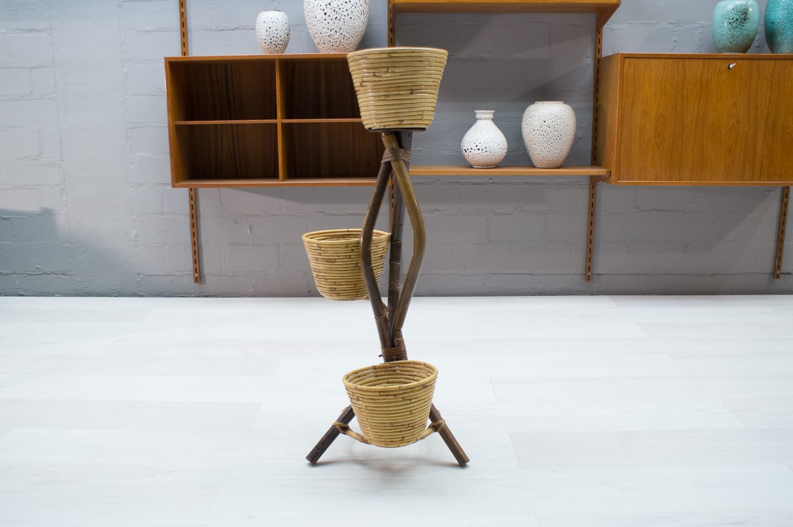 Italienischer Pflanzenhalter aus Bambus & Rattan, 1950er bei Pamono kaufen