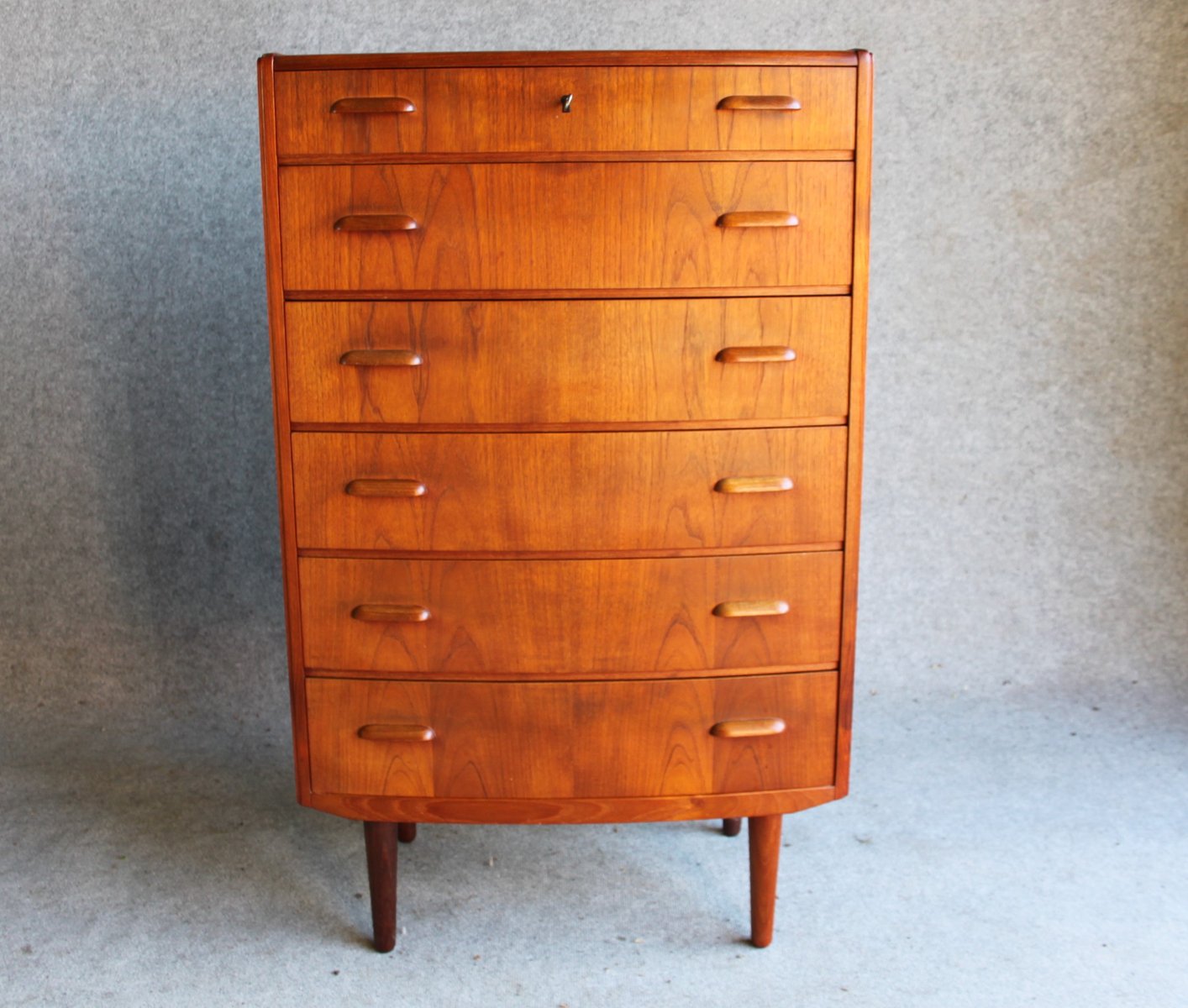 Kommode Mid Century 2021 Kommode Mid Century 2021