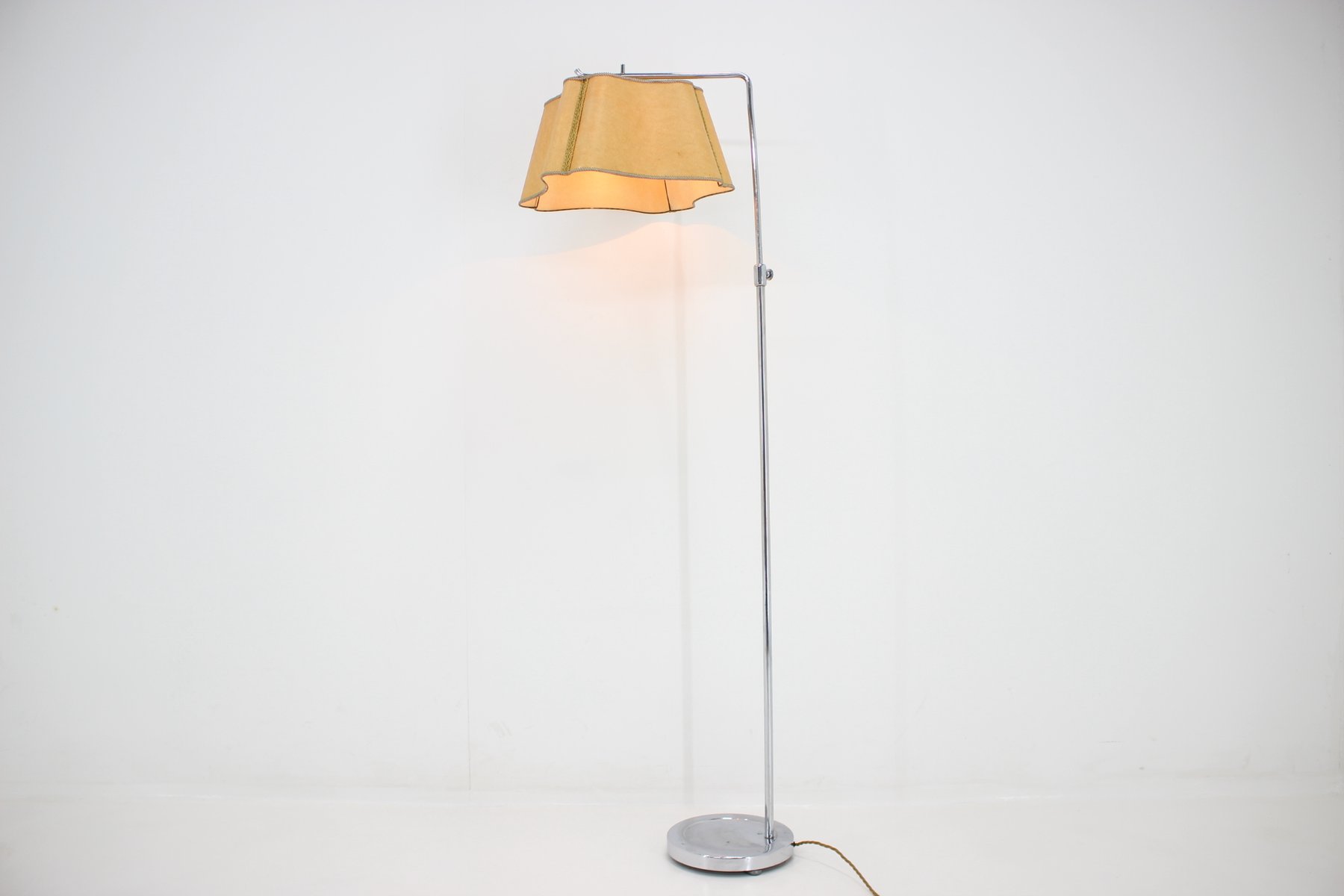 Lampadaire, années 30 en vente sur Pamono