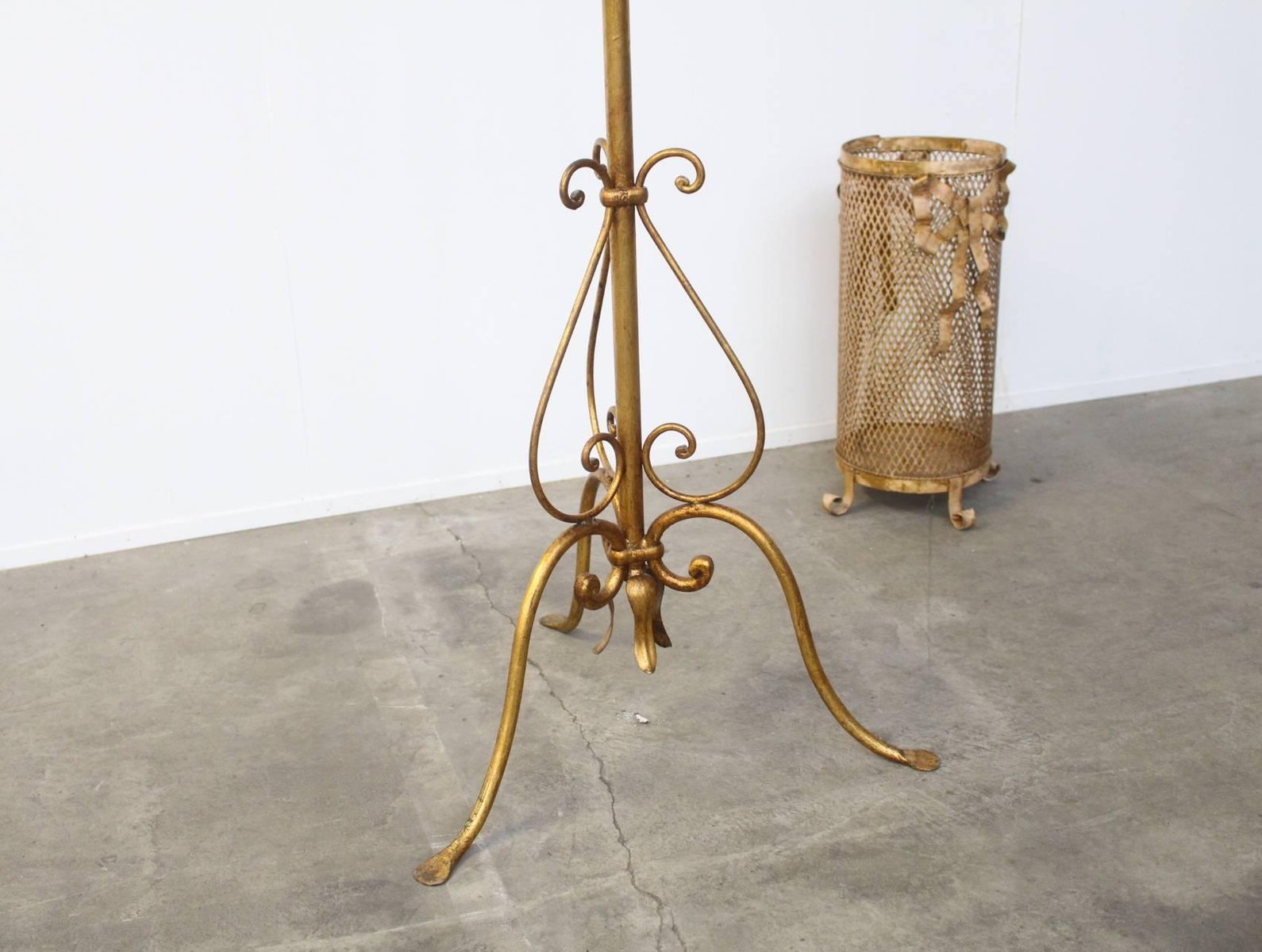 FONTANA ARTE : Portaombrelli in ottone e vetro fumé. Anni '60 cm 56