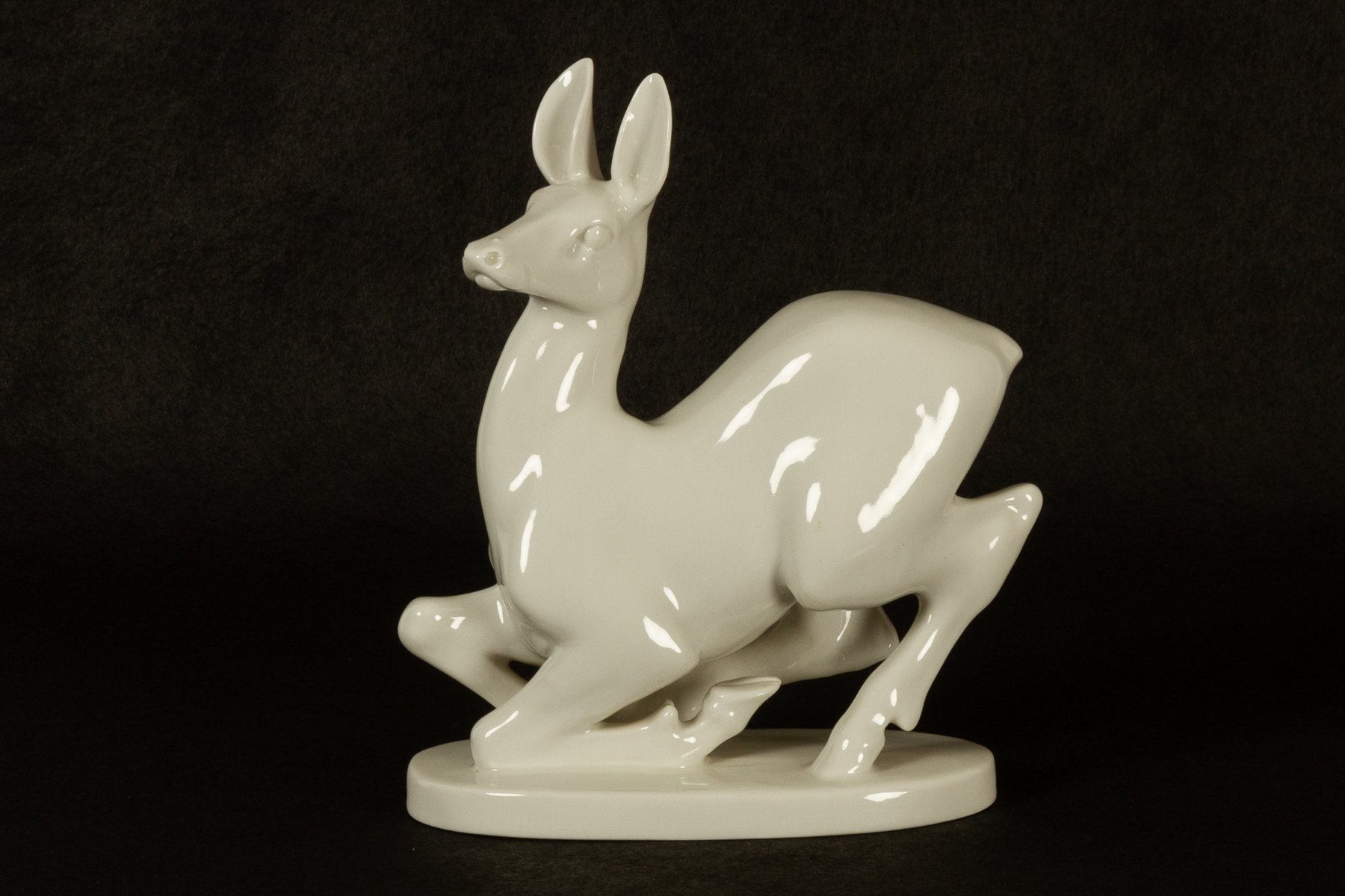 Vintage Porcelain Deer Figurine by Lomonosov for sale at Pamono