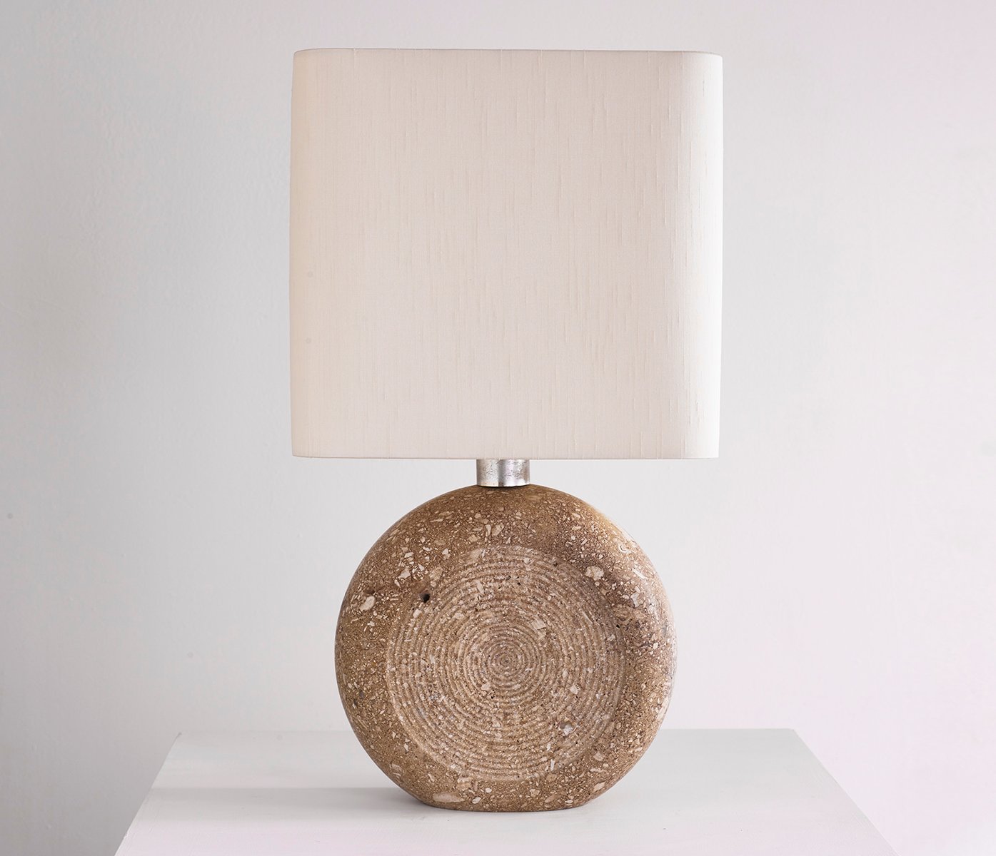 Travertine Table Lamp from Fratelli Mannelli, 1970s for sale at Pamono