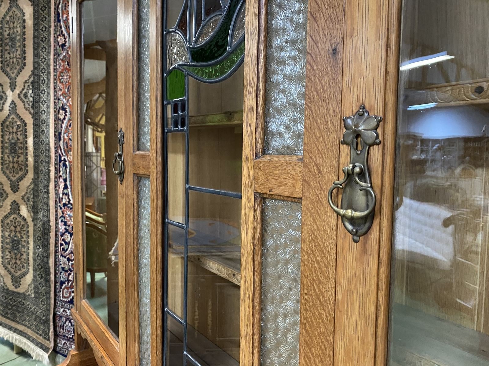 Englisches Vintage Buffet aus heller Eiche bei Pamono kaufen