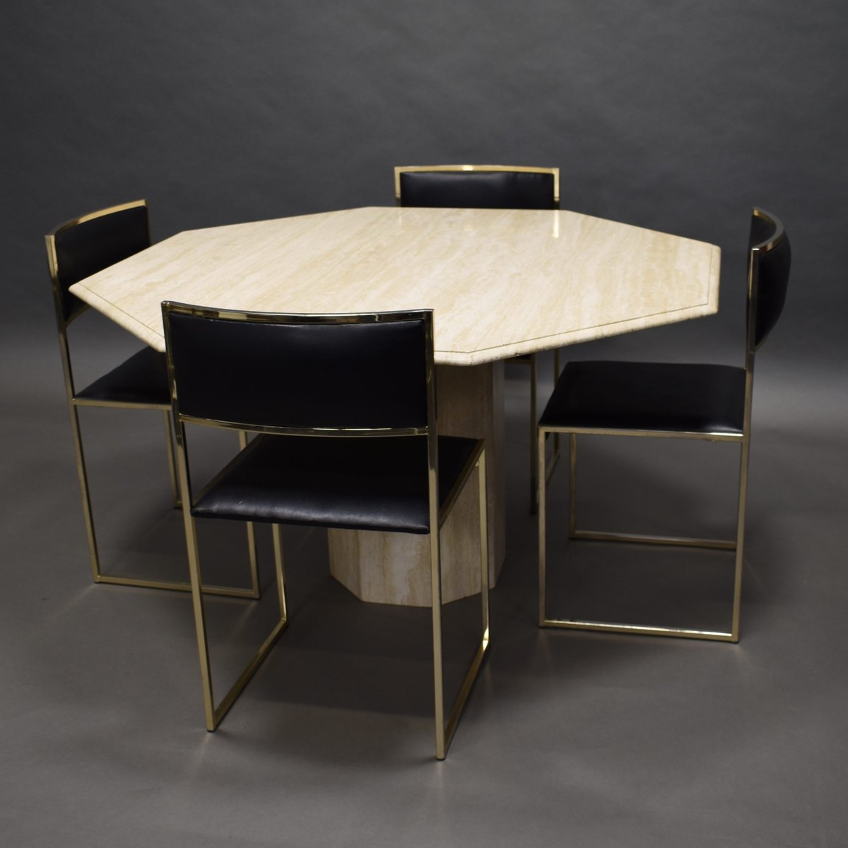 Italian Travertine Marble Dining Table, 1970s for sale at Pamono