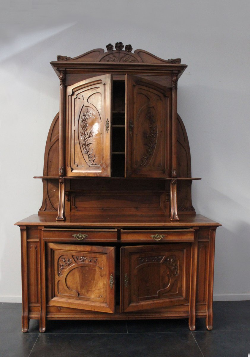 Antike Esszimmergarnitur aus Kirschholz im Jugendstil von Pierre