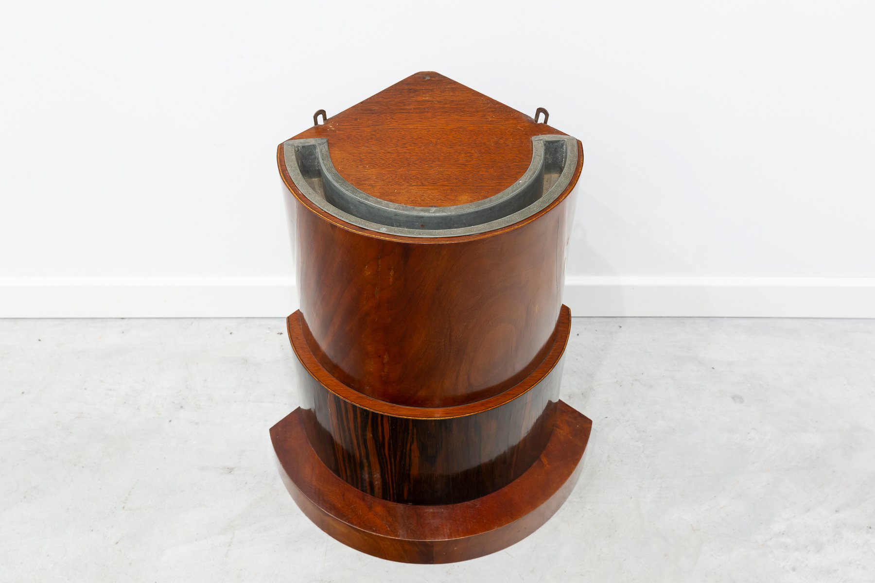 Art Déco Eckschrank aus Palisander, 1930er bei Pamono kaufen