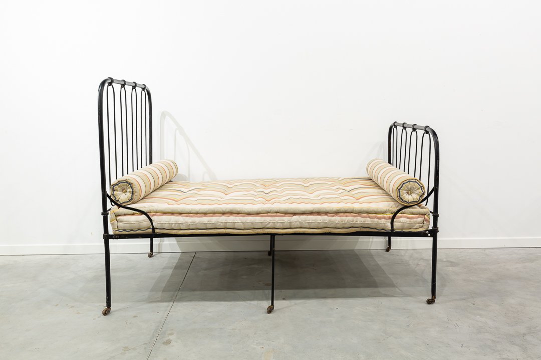 Antique Folding Bed, 1900s for sale at Pamono