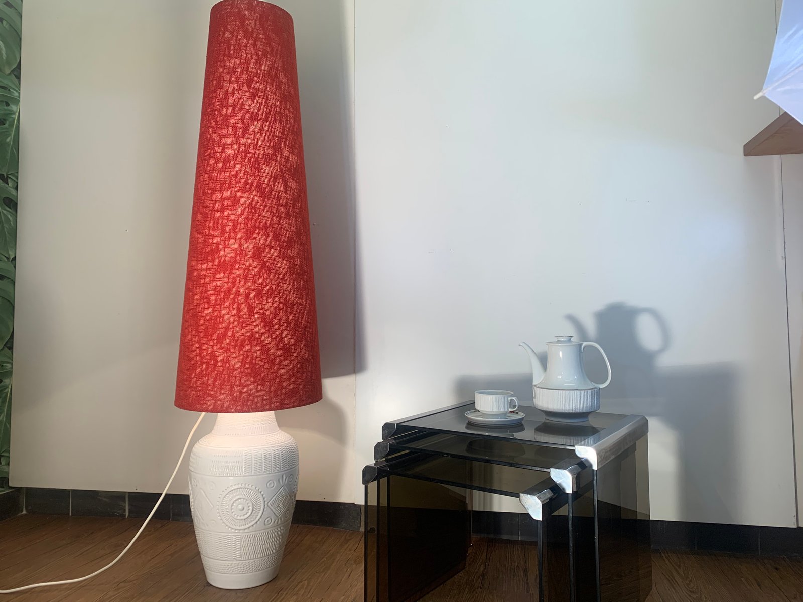 Große Mid-Century Stehlampe von Bay Keramik bei Pamono kaufen