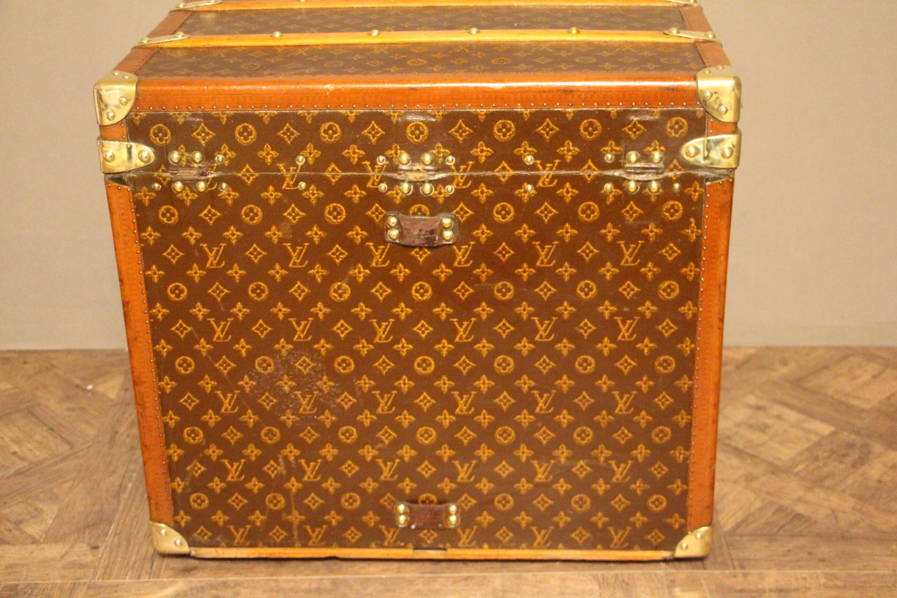 LOUIS VUITTON X MANOLO BLANIK SHOE CASE - Pinth Vintage Luggage