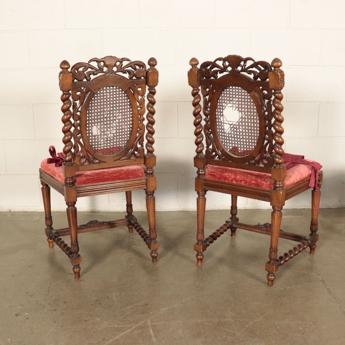 Antike Esszimmerstühle, 4er Set bei Pamono kaufen