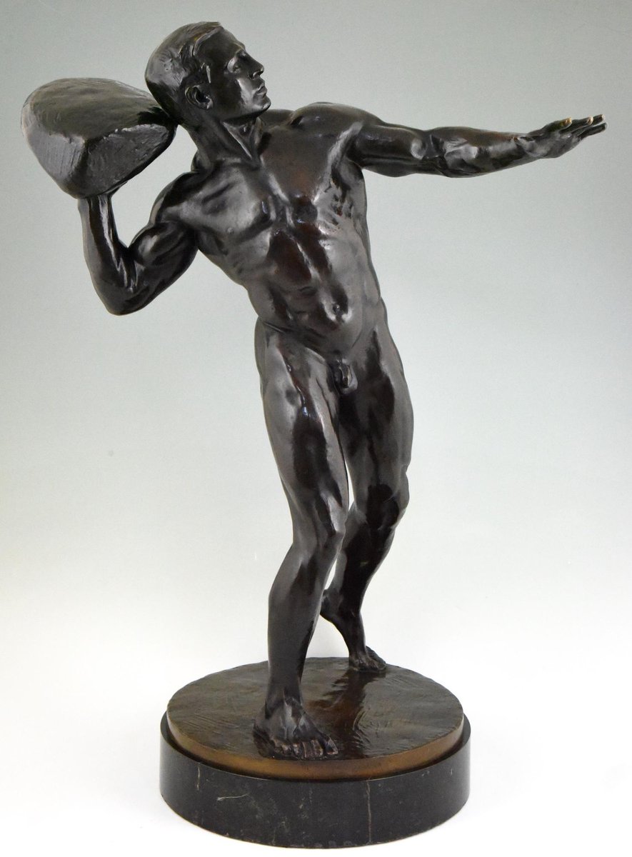 Sculpture Antique de Homme Nu et Pierre en Bronze par Hugo Siegwart en