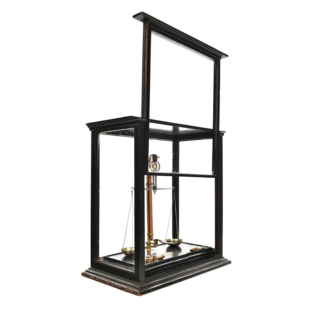 Small English Window Scale for sale at Pamono