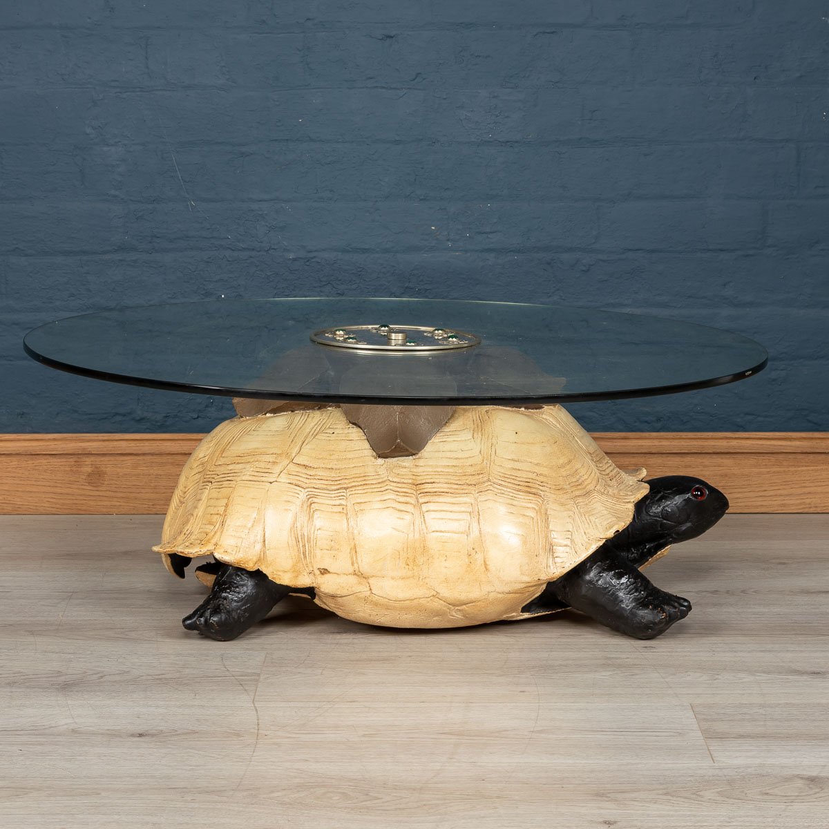 Table Basse Vintage En Forme De Tortue De Anthony Redmile Angleterre 1970s En Vente Sur Pamono