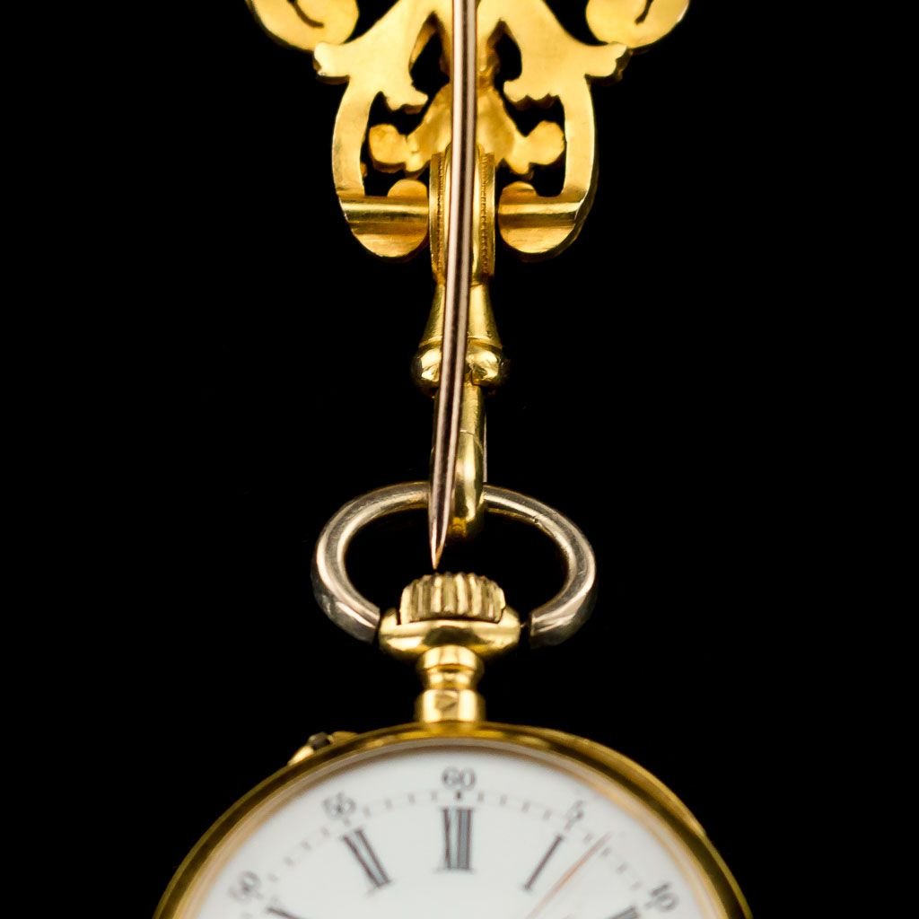 Montre Chatelaine Antique En Or 18k Diamant Grenat Suisse 1870s En Vente Sur Pamono