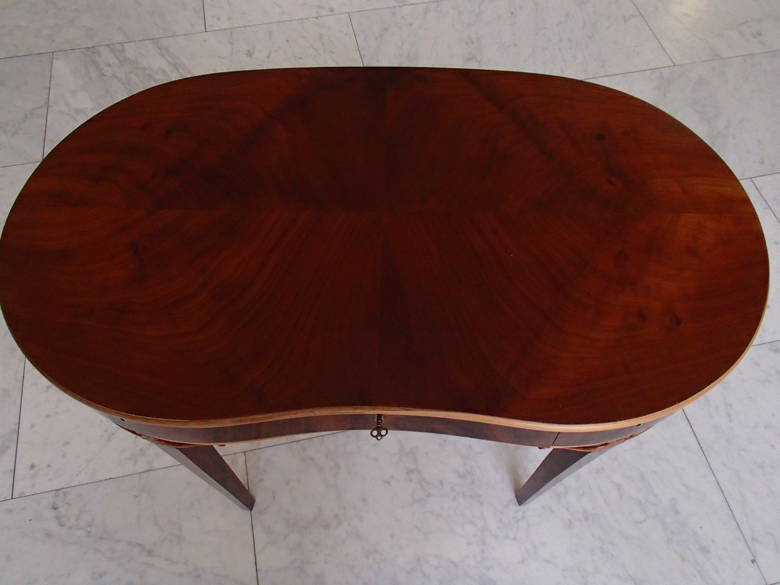 Art Deco Schreibtisch 2021 Art Deco Schreibtisch 2021
