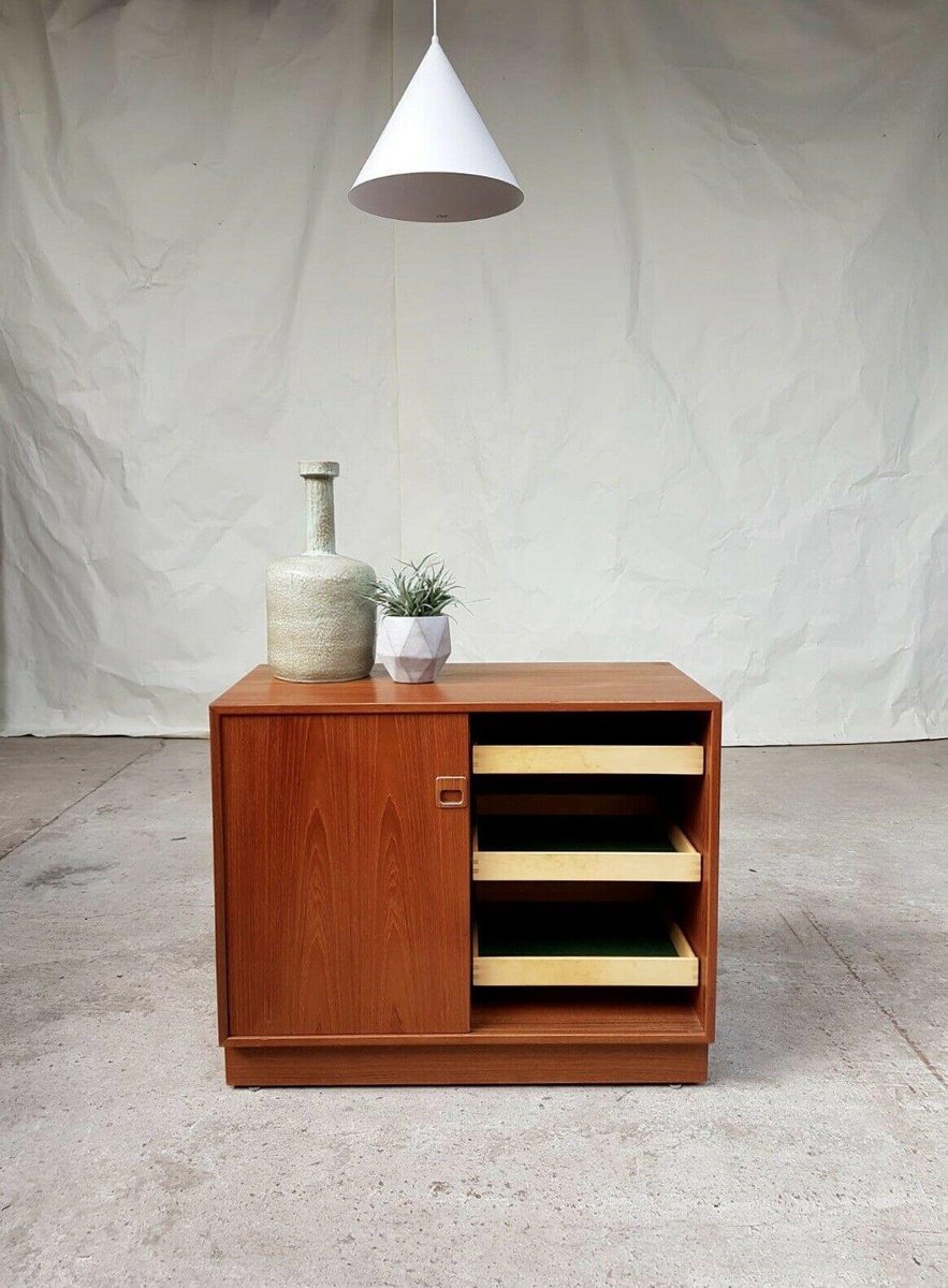Dänischer Mid-Century Media Schrank mit Regalen von Horsens Hjornebo