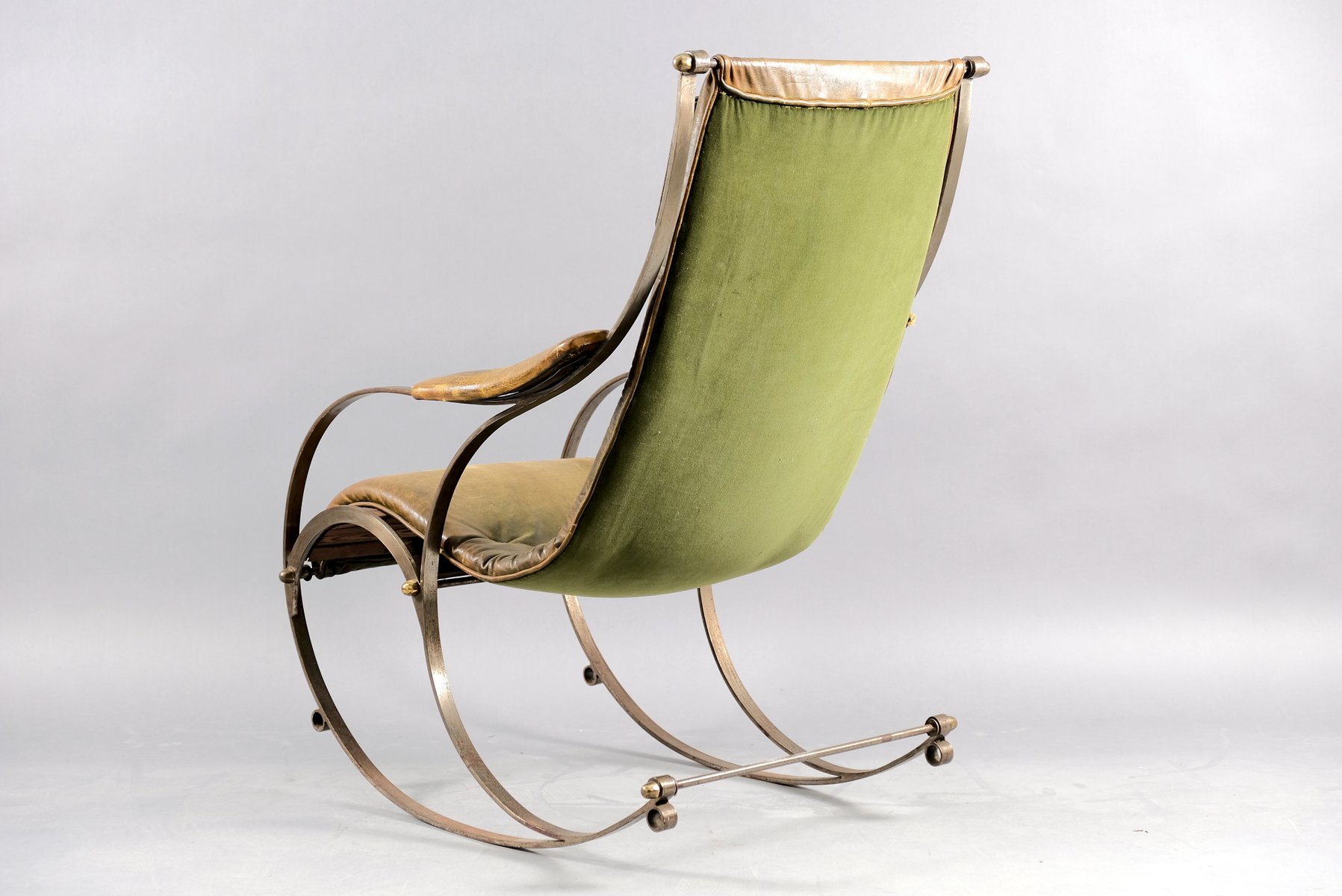 Rocking Chair Antique en Métal et Cuir par Peter, Cooper pour RW