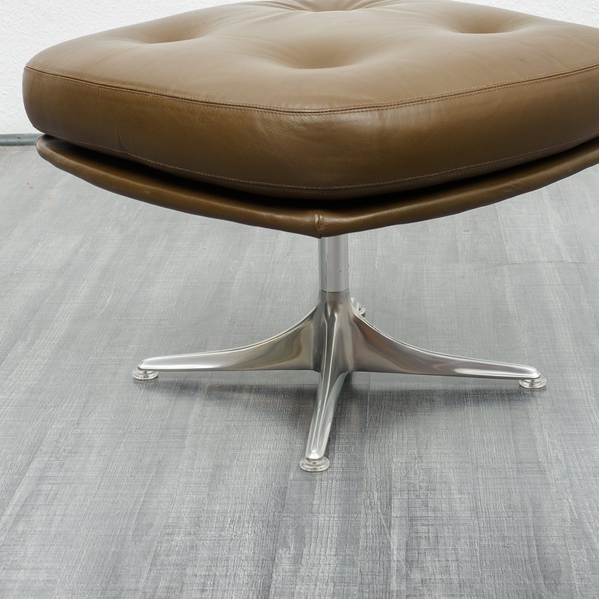 Modell Sedia Sessel und Ottomane aus Leder von Horst Brüning für Cor