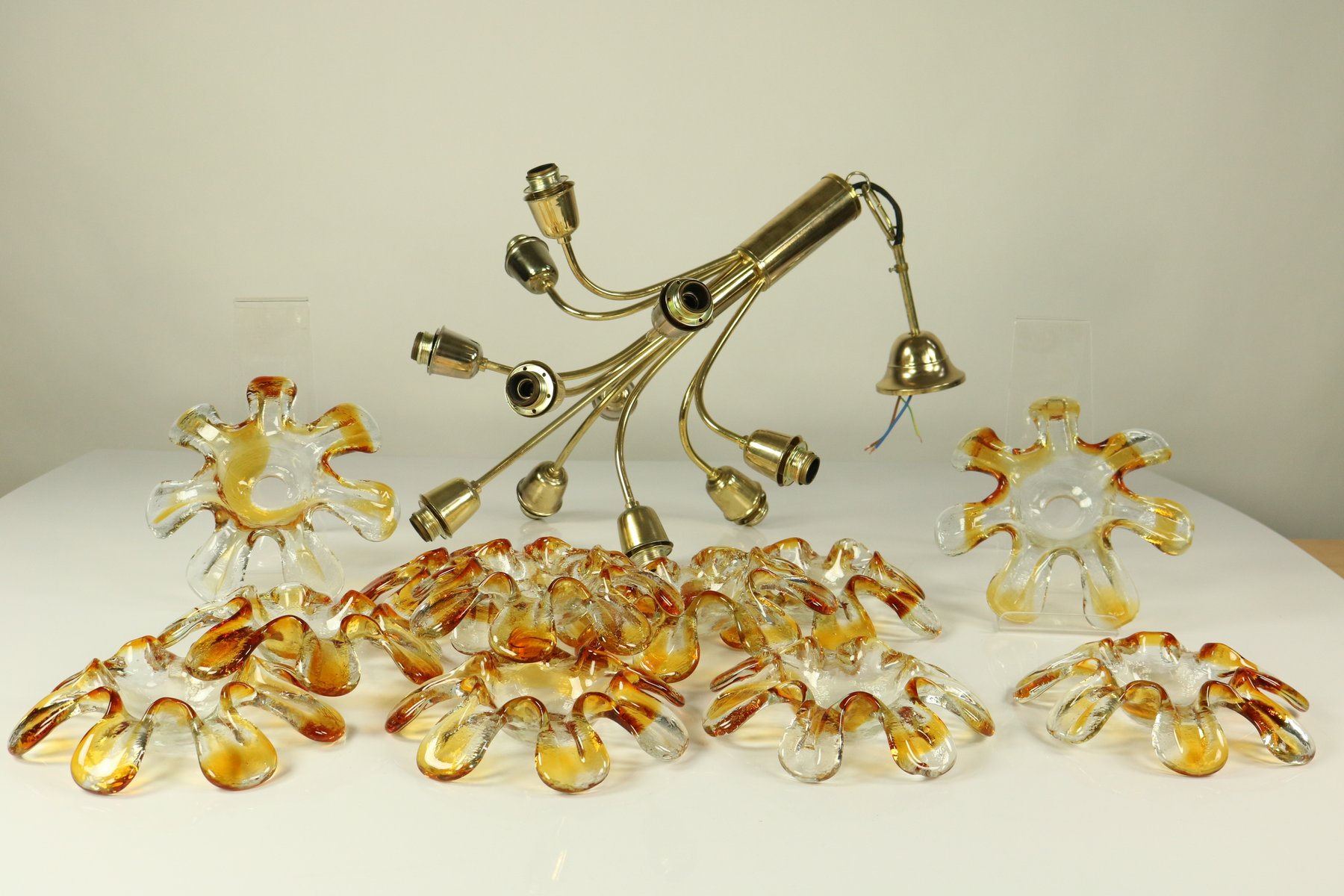 Vintage Murano Glas Bl ten H ngelampe Von Mazzega 1960er Bei Pamono Kaufen vintage-murano-glas-bl-ten-h-ngelampe-von-mazzega-1960er-bei-pamono-kaufen