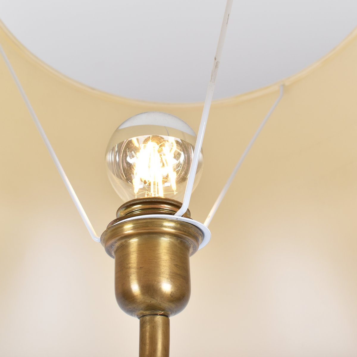 Lampada da terra vintage in stile Bauhaus regolabile in ...