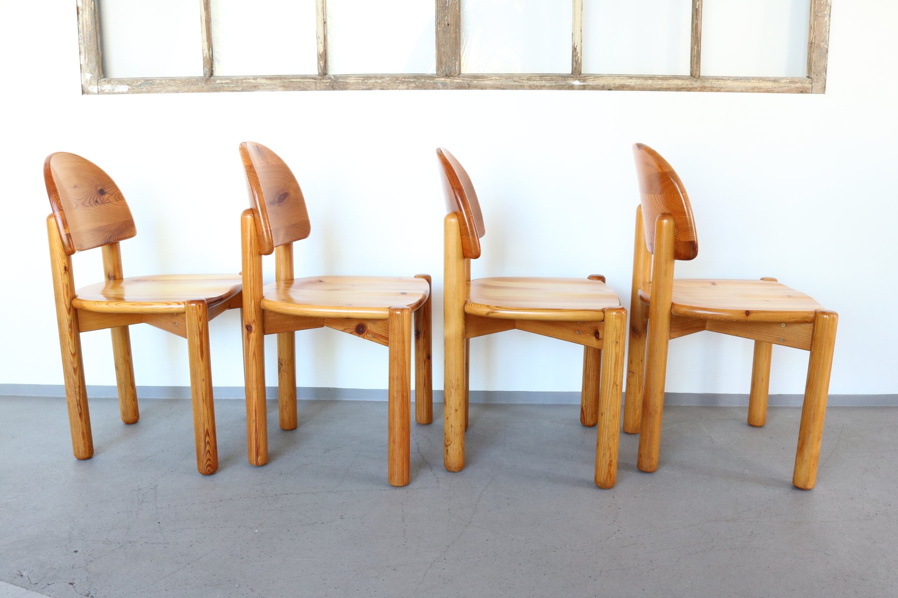 Dänische Vintage Kiefernholz Esszimmerstühle von Rainer Daumiller für