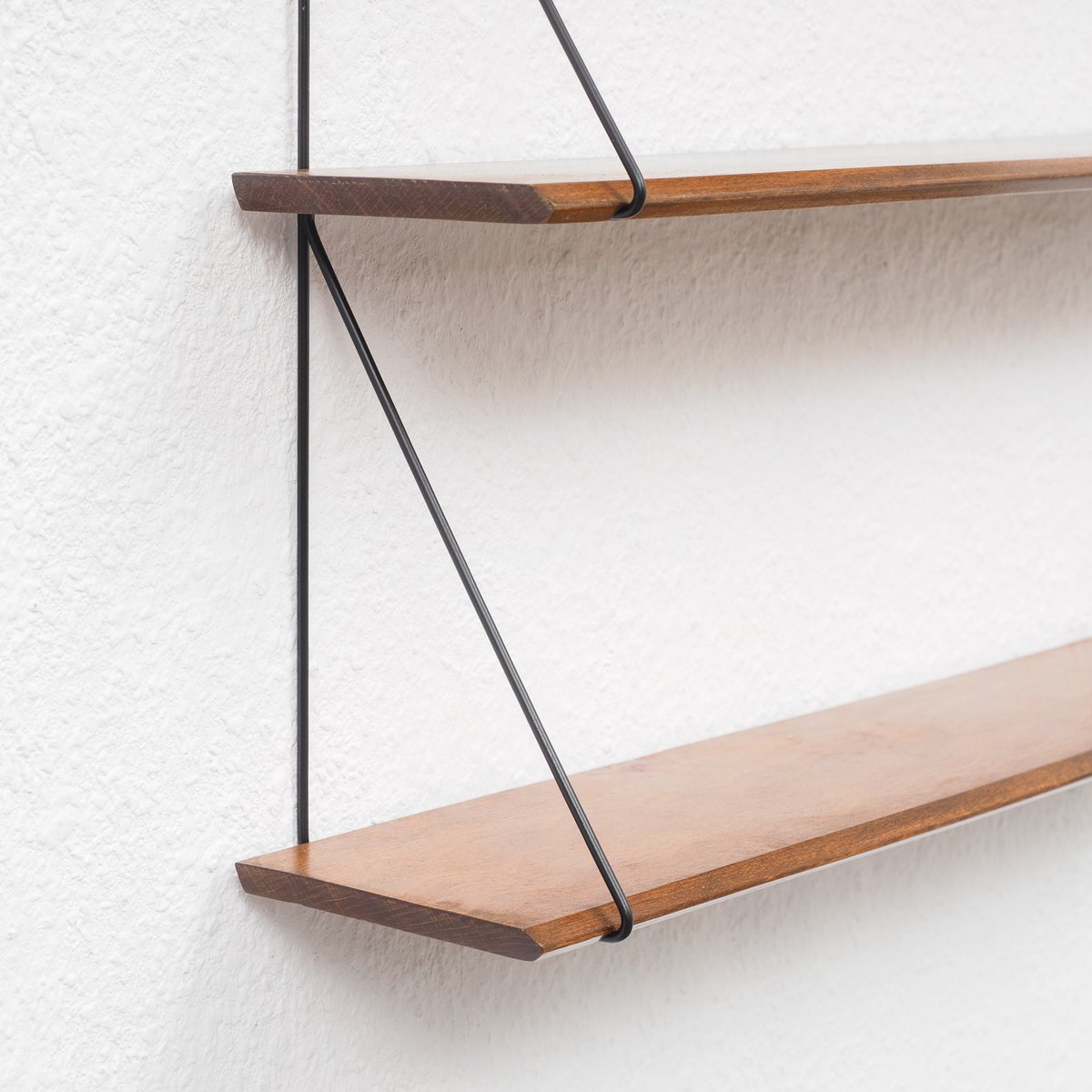 Wandregal aus massivem Buchenholz, 1960er bei Pamono kaufen