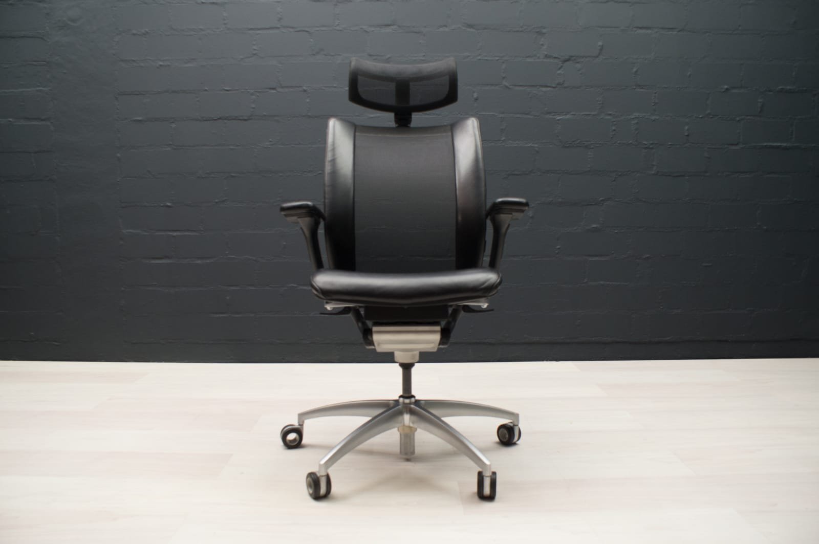 wagner armrest chair