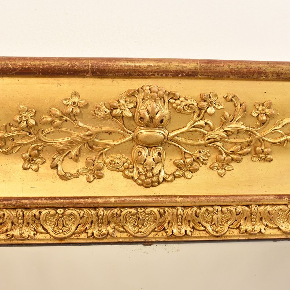 Espejo de chimenea de principios del siglo XIX con marco dorado en