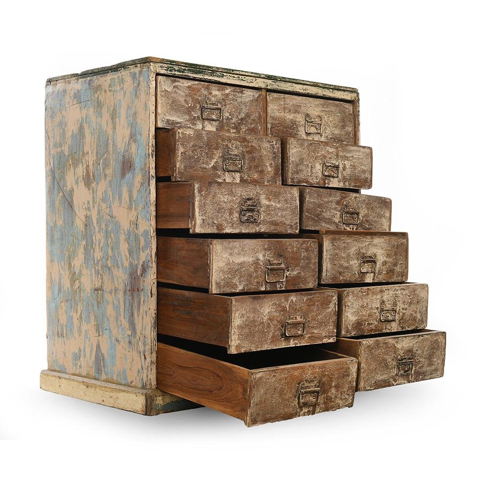 Cajonera vintage de madera de 12 cajones en venta en Pamono