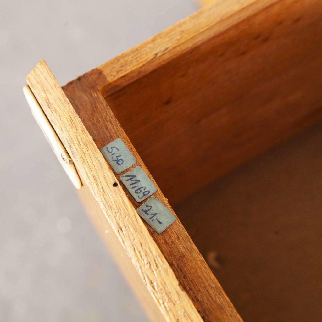 Apotheker Schubladenschrank aus Eiche, Frankreich, 1950er bei Pamono kaufen