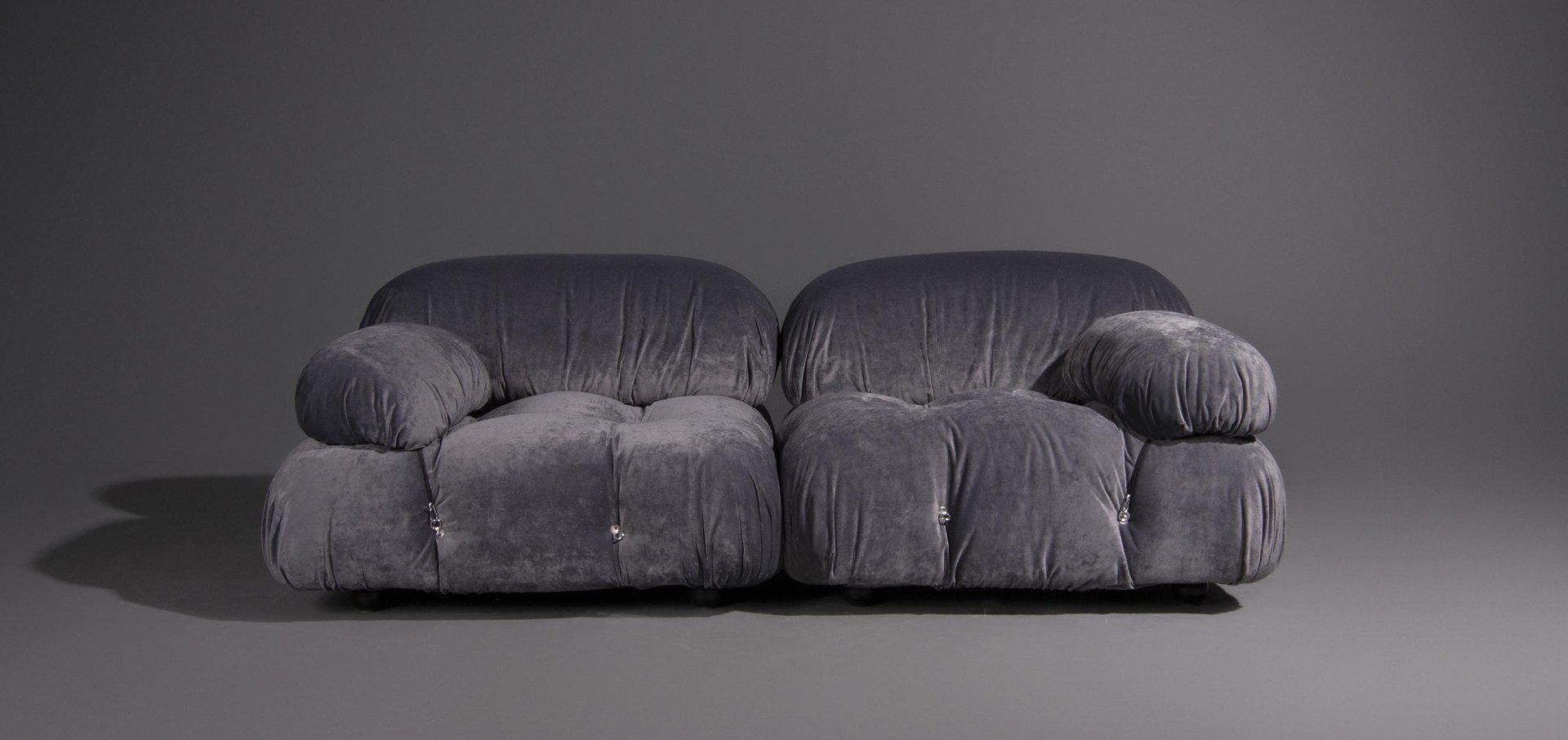 Modell Camaleonda 2 Sitzer Sofa Von Mario Bellini Fur B B Italia 1970er Bei Pamono Kaufen