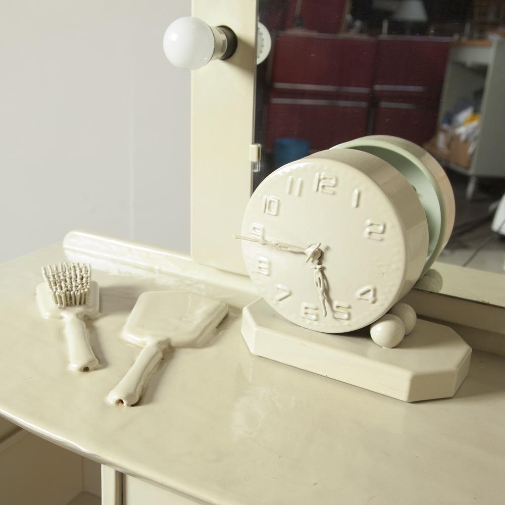 Tocador con espejo iluminado en venta en Pamono