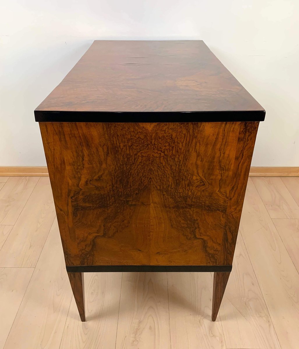 Kleine Deutsche Biedermeier Kommode aus Walnuss Furnier, 1820er bei ...