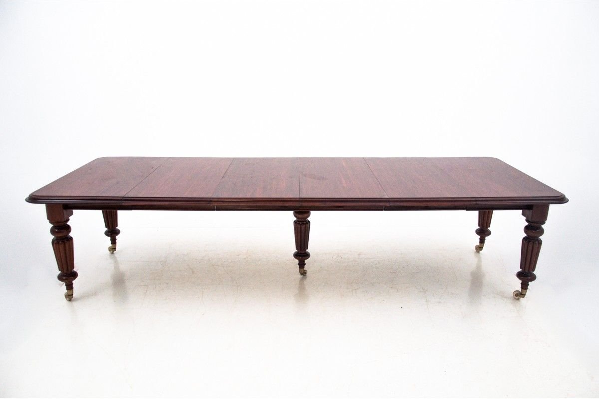 Großer Antiker Esstisch, 1920er bei Pamono kaufen