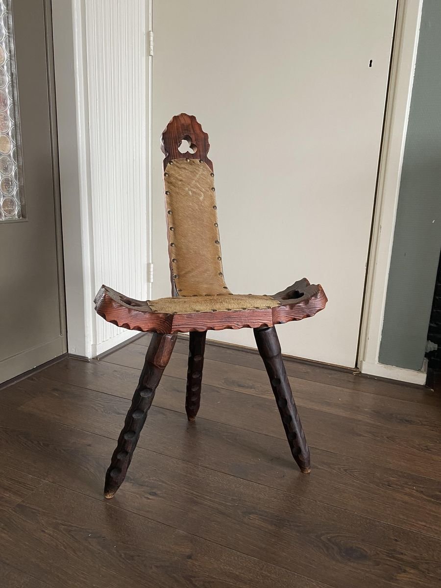 brutalistischer spanischer vintage dreibein beistellstuhl 1940er bei pamono kaufen