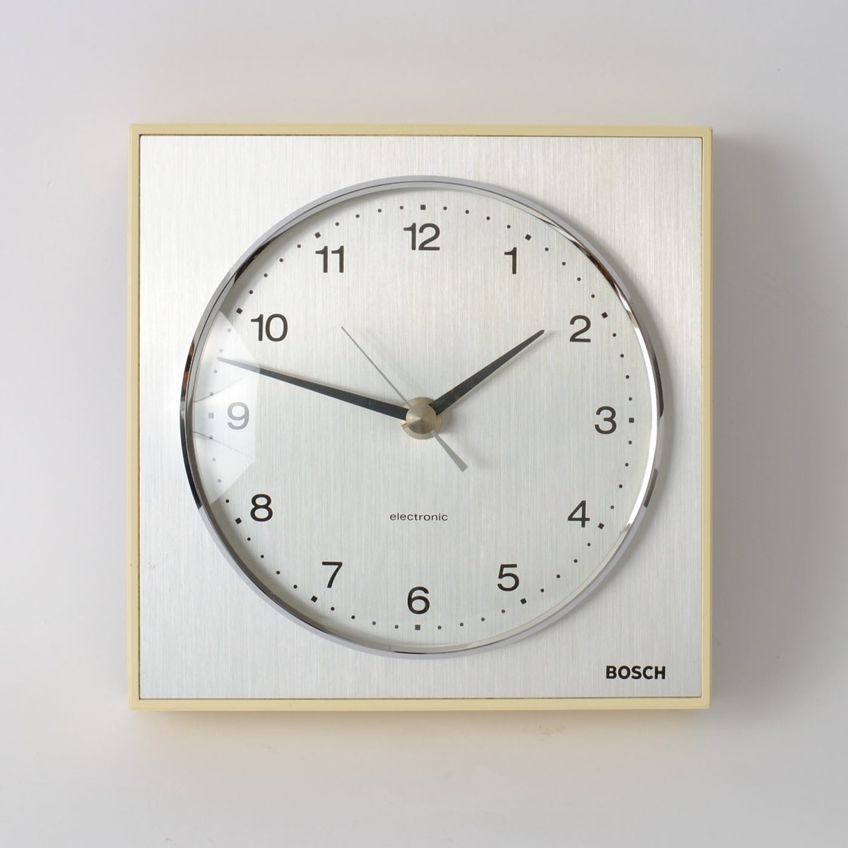 Vintage German Wall Clock from Bosch, 1970s for sale at Pamono