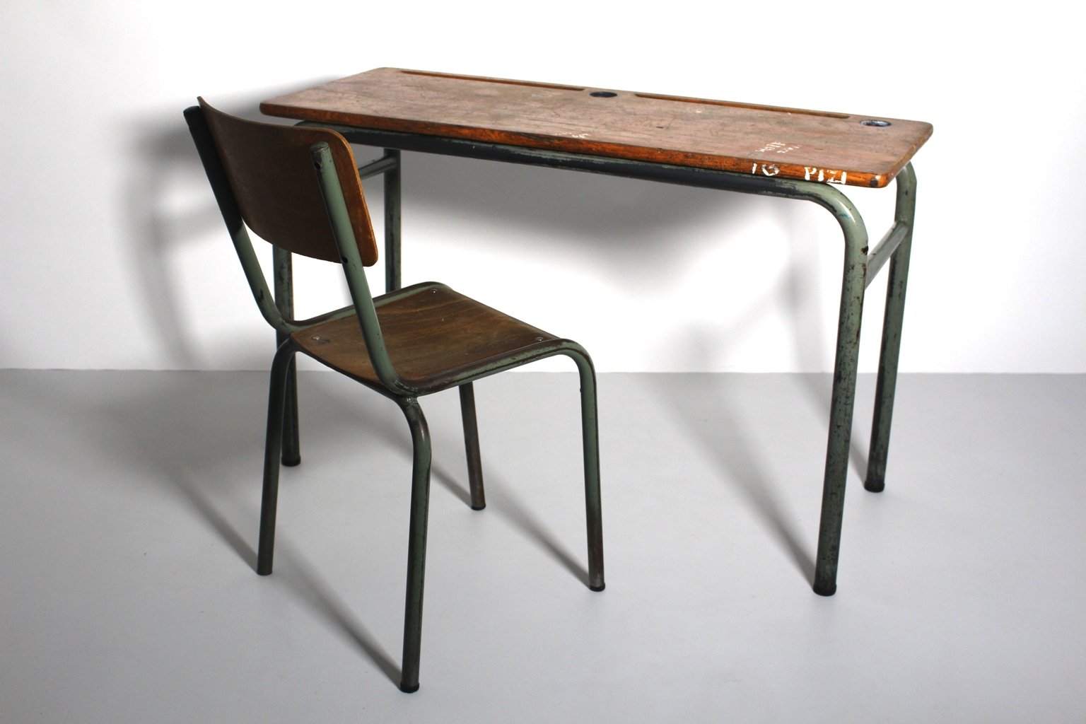 Scrivania e sedia vintage in stile industriale, anni 40, set di 2 Sedie stile industriale