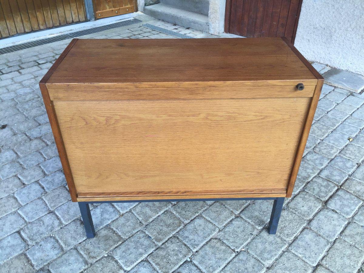 vintage-b-roschrank-mit-schiebet-ren-bei-pamono-kaufen