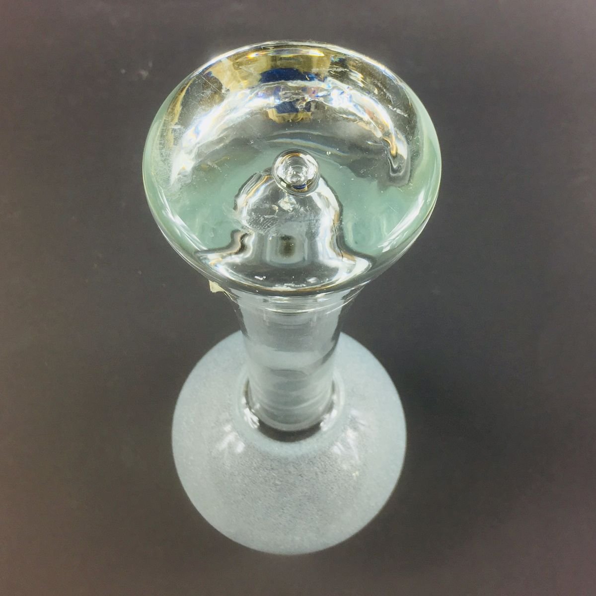 Swedish Glass Vase from Bergdala, 1960s for sale at Pamono