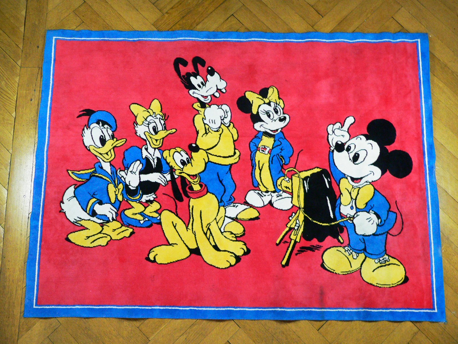 Alfombra de mickey mouse