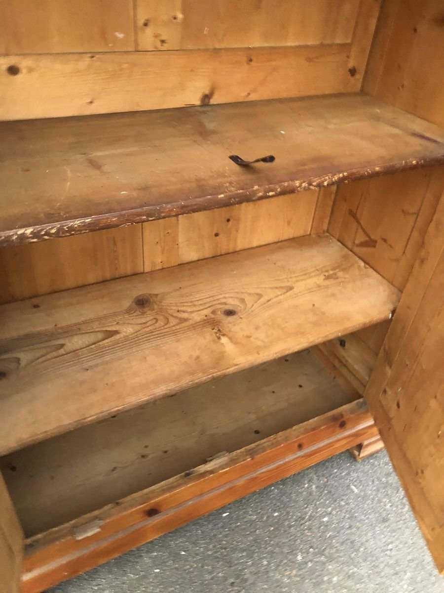 Antique Pine Wardrobe for sale at Pamono