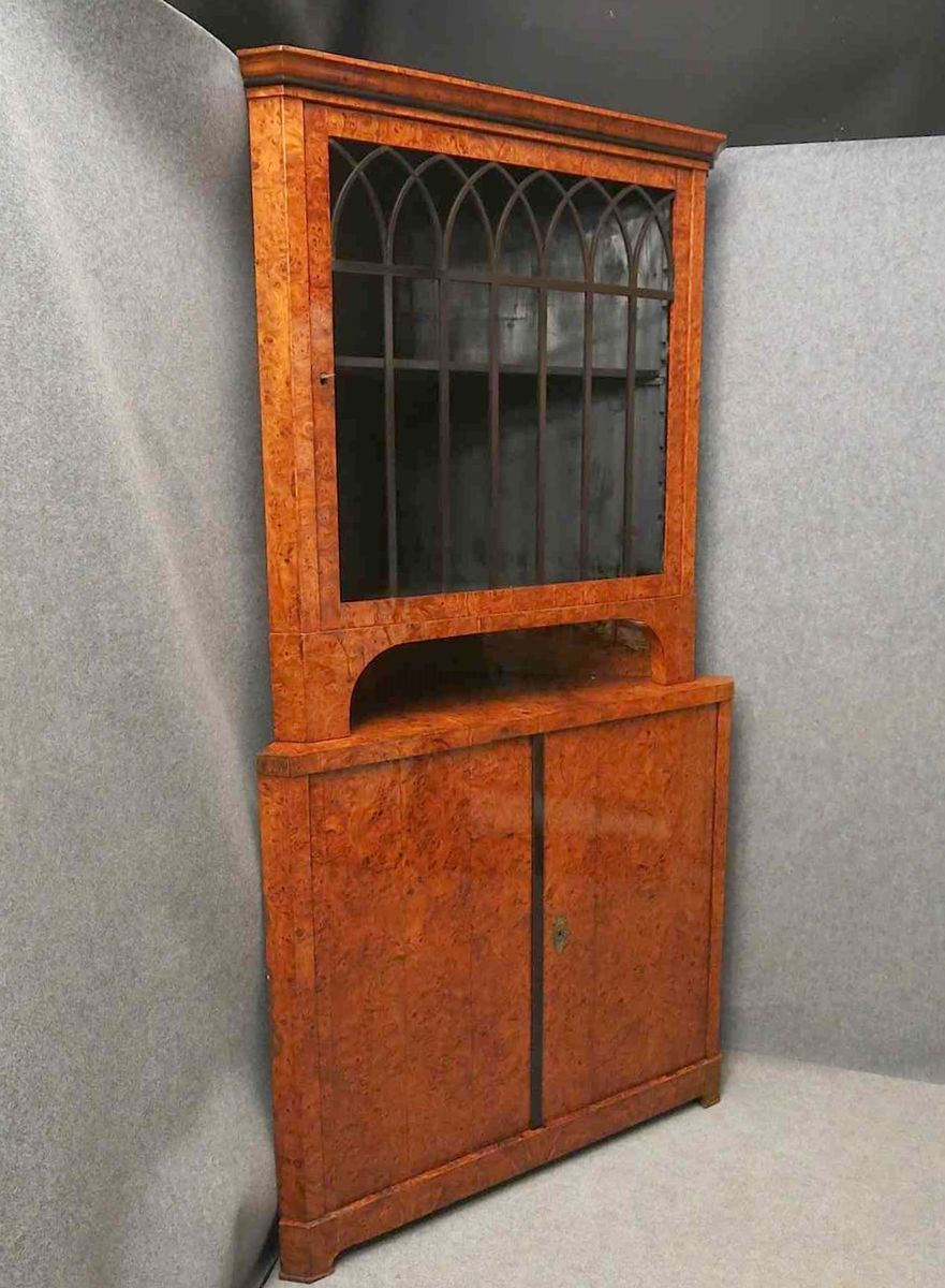Credenza angolare Biedermeier, 1820 in vendita su Pamono