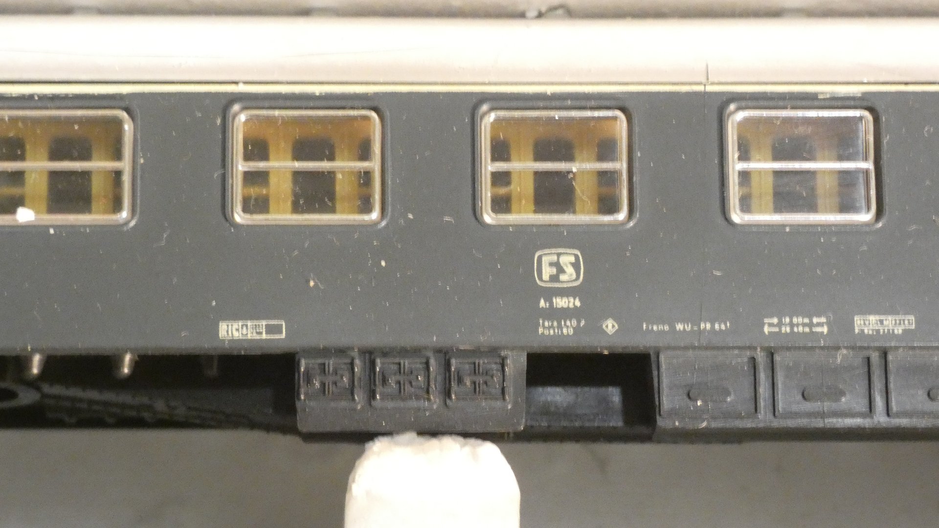 FS E.444.001 & Deutsche Bahn Euro Schlaf und Essgarnitur von Lima, 1980er, 10er Set