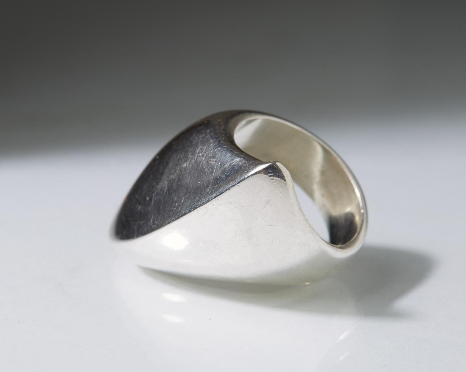 Anello di Nanna Ditzel per Georg Jensen, Danimarca, anni ...